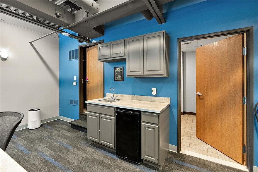 More Photos Of 28525 Beck Rd, Wixom Warehouse For Sale