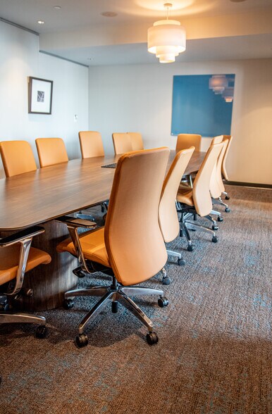 More Photos Of 3129 Main St, Kansas City Office For Lease