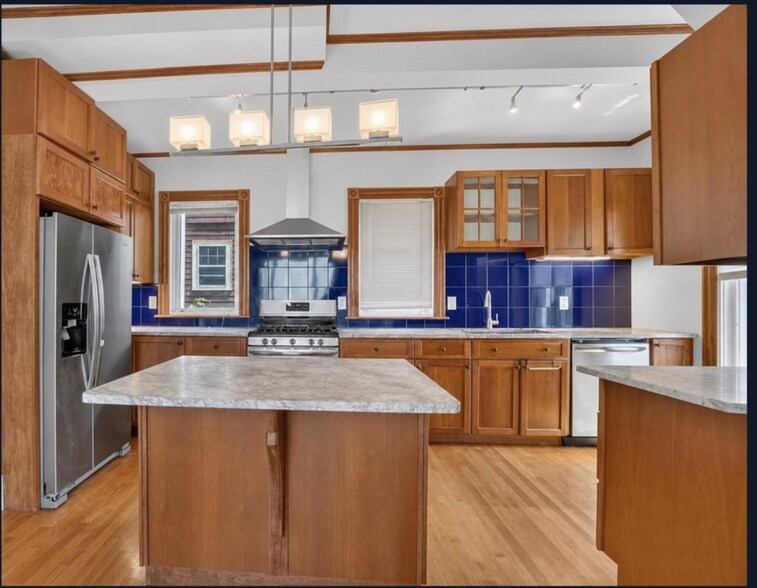 More Photos Of 9 Dartmouth St, Somerville Apartments For Sale