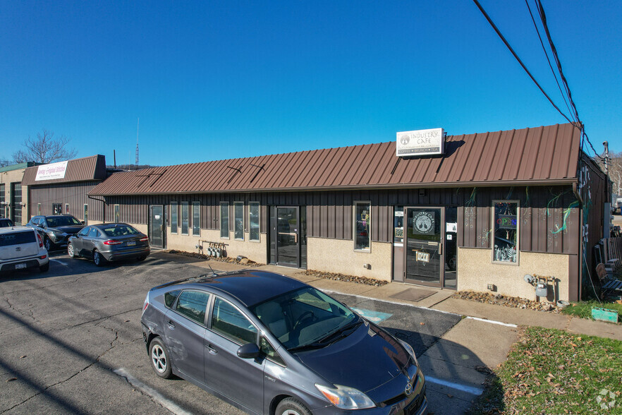 Primary Photo Of 1630 Midland Beaver Rd, Industry Storefront Retail Office For Lease