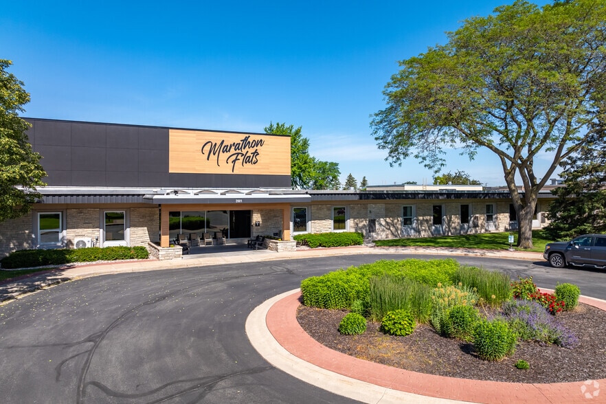 Primary Photo Of 2001 Marathon St, Neenah Apartments For Sale