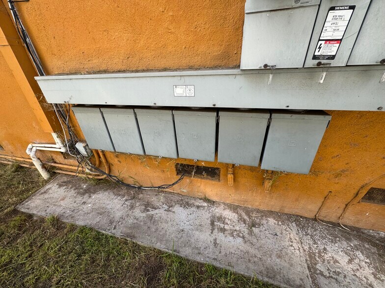 More Photos Of 2070 3rd St, Santa Clara Apartments For Sale