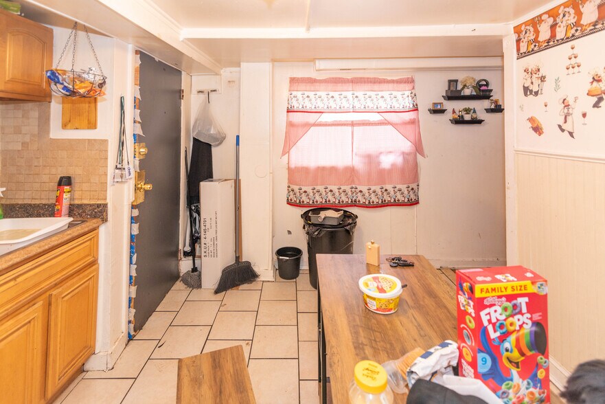 More Photos Of 4008 Primrose Ave, Baltimore Apartments For Sale