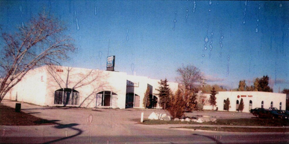 More Photos Of 1833 Inkster Blvd, Winnipeg Office For Lease