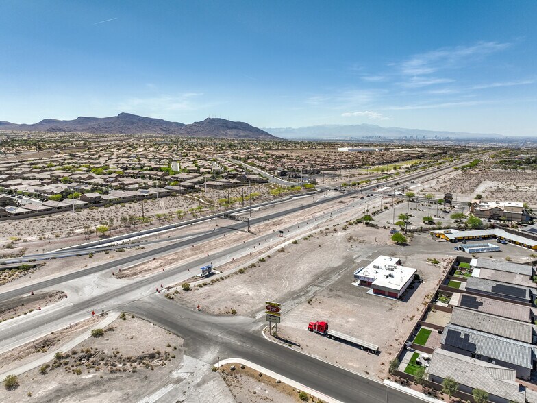 More Photos Of 2120-2126 S Boulder Hwy, Henderson Freestanding For Sale