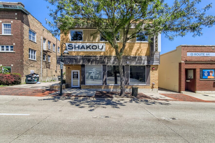 More Photos Of 312 W Main St, St Charles Restaurant For Lease