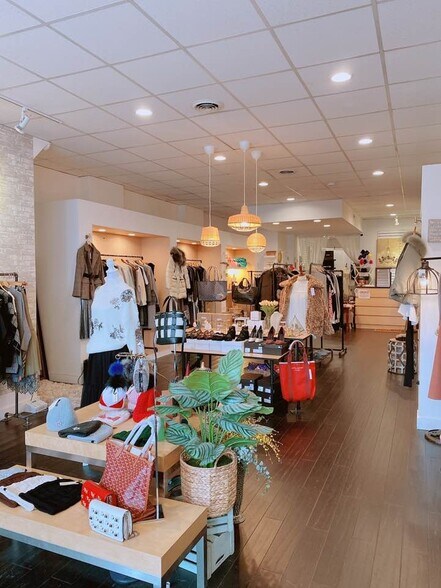 Primary Photo Of 739 Anderson Ave, Cliffside Park Storefront Retail Residential For Sale