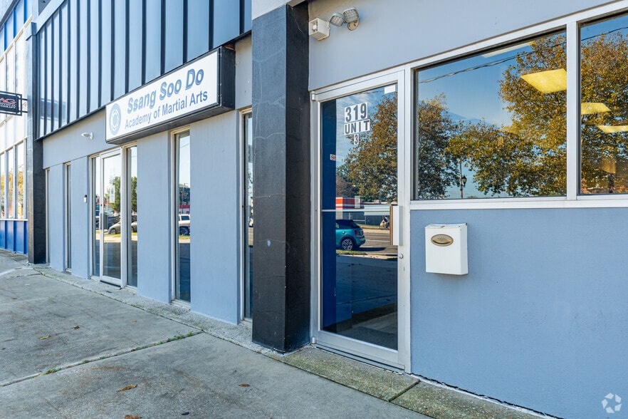 More Photos Of 307 - 319 W Landis Ave, Vineland Medical For Lease