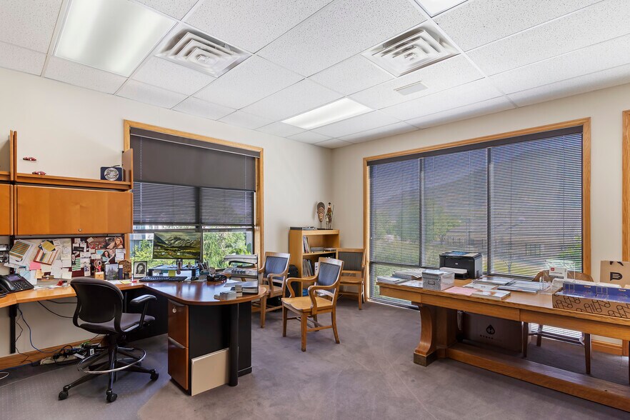More Photos Of 1480 E Ridgeline Dr, Ogden Office For Sale
