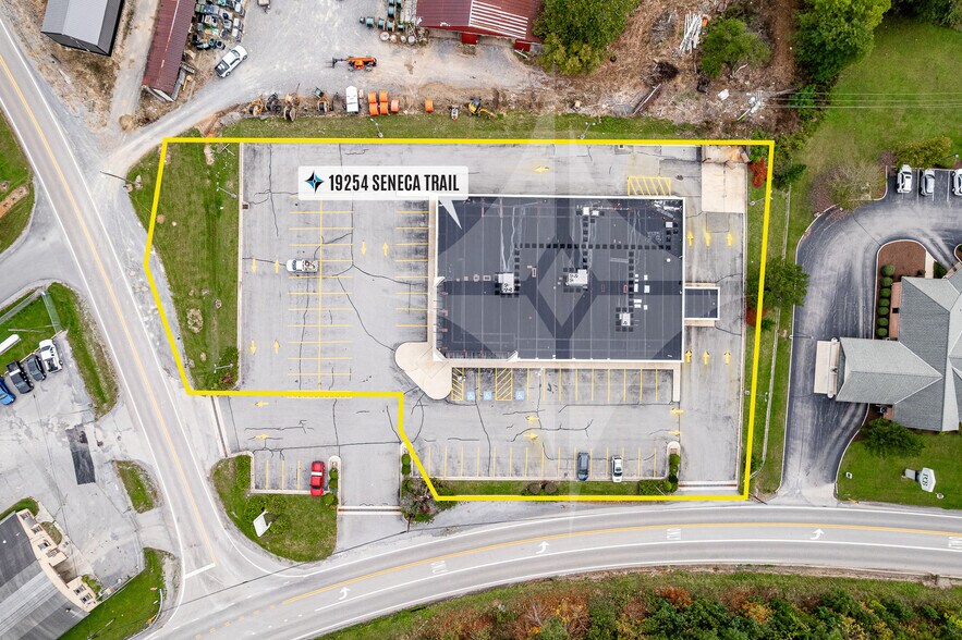 More Photos Of 19254 Seneca Trl, Marlinton Drugstore For Lease