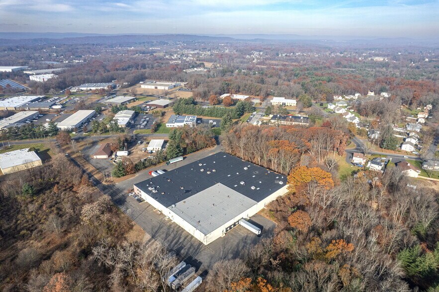 More Photos Of 609 Silver St, Agawam Warehouse For Lease