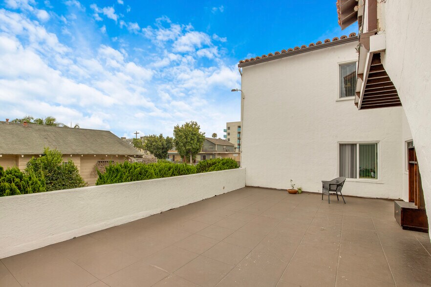 More Photos Of 1430 Elm Ave, Long Beach Apartments For Sale