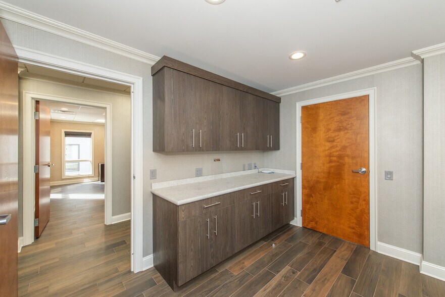 More Photos Of 115 US Highway 46, Mountain Lakes Unknown For Lease