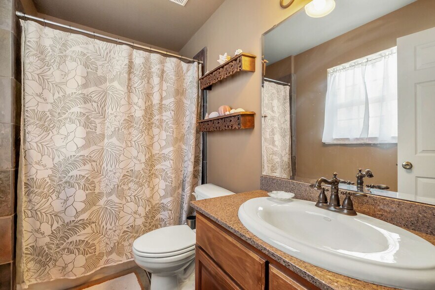 More Photos Of 4004 Golf Course Rd, Perry Lodge Meeting Hall For Sale