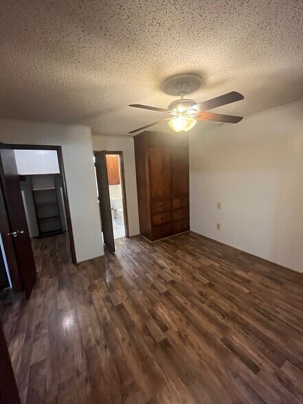 More Photos Of 3610 Timberlane Dr, Columbia Apartments For Sale