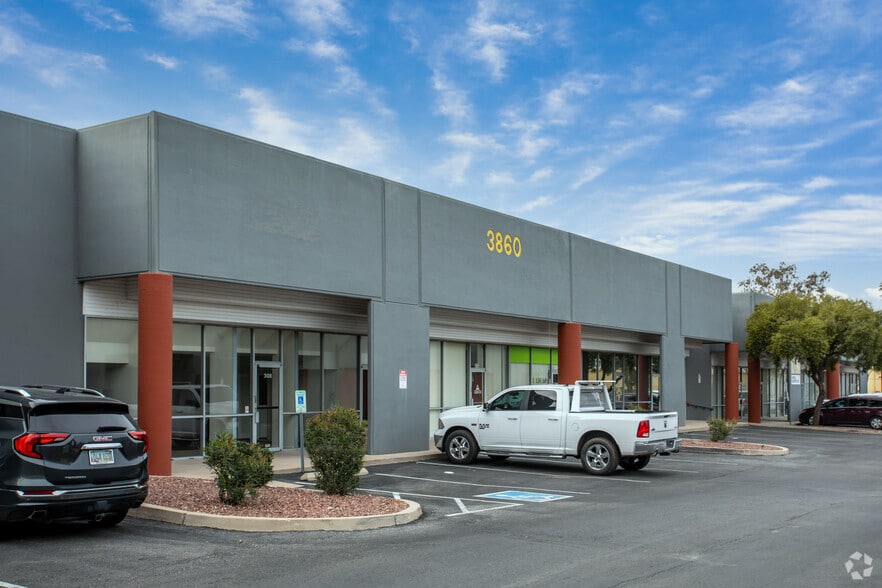 More Photos Of 3860 S Palo Verde Rd, Tucson Light Distribution For Lease