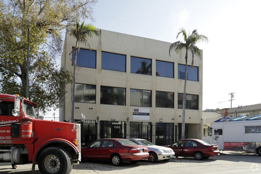 More Photos Of 726 Cole Ave, Los Angeles Office For Sale