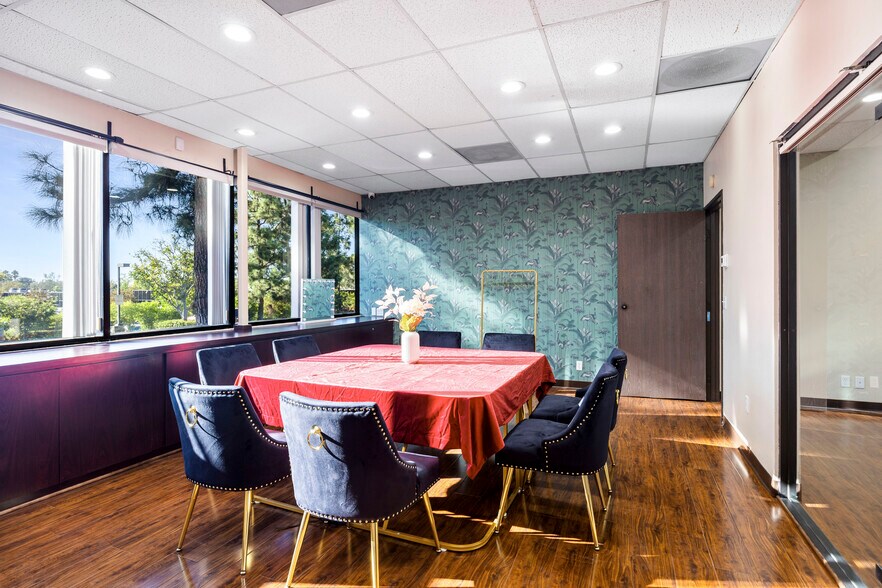 More Photos Of 23275 South Pointe Dr, Laguna Hills Office For Sale