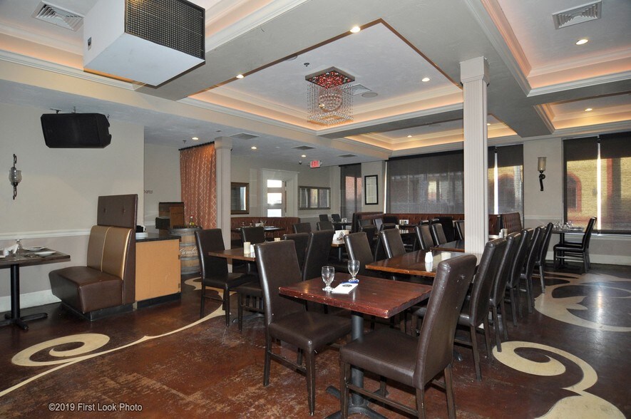 More Photos Of 146 Acorn St, Providence Freestanding For Sale