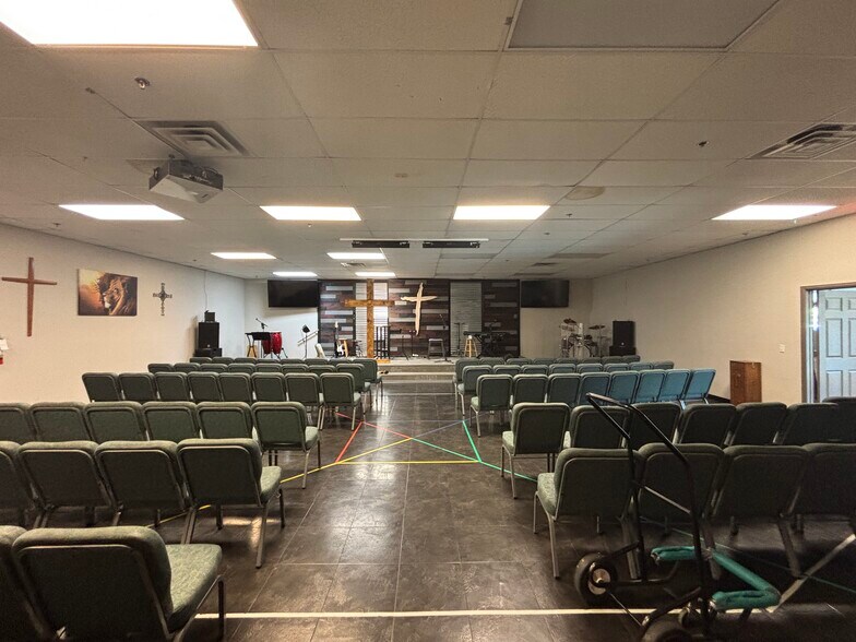 More Photos Of 2938 North Ave, Grand Junction Office For Lease