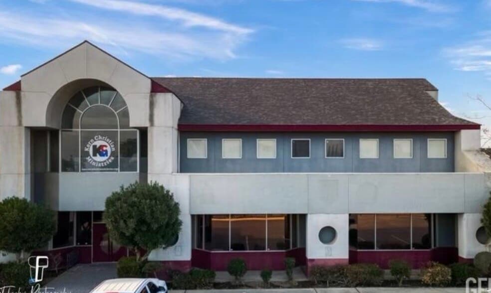 More Photos Of 1001-1043 Stine Rd, Bakersfield Medical For Sale