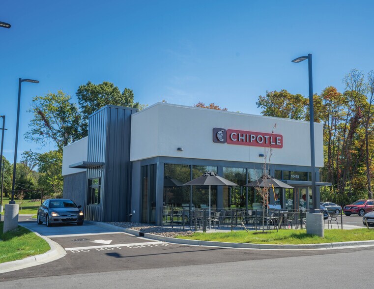 More Photos Of 10415 Preston hwy, Louisville Restaurant For Sale