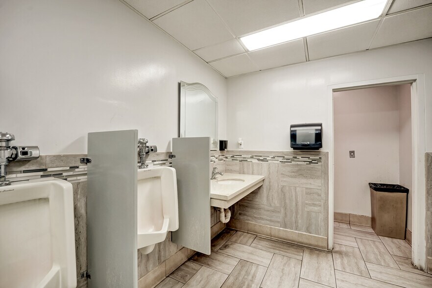 More Photos Of 8780 Valley Blvd, Rosemead Office For Lease