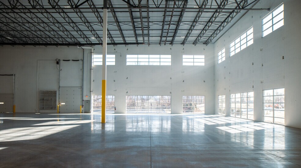 More Photos Of 1120 Tollgate Rd, Elgin Distribution For Lease