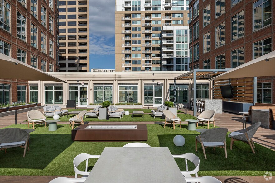 More Photos Of 2777 Crystal Dr, Arlington Unknown For Sale