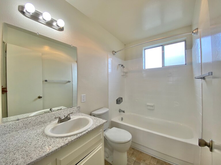 More Photos Of 4537 Hamilton St, San Diego Apartments For Sale