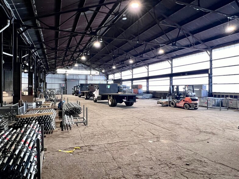 More Photos Of 1400 Nixon St, Pittsburgh Warehouse For Sale