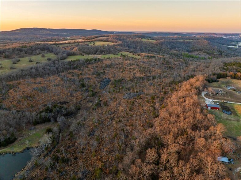 More Photos Of 306 N Letitia Ave, Fayetteville Land For Sale