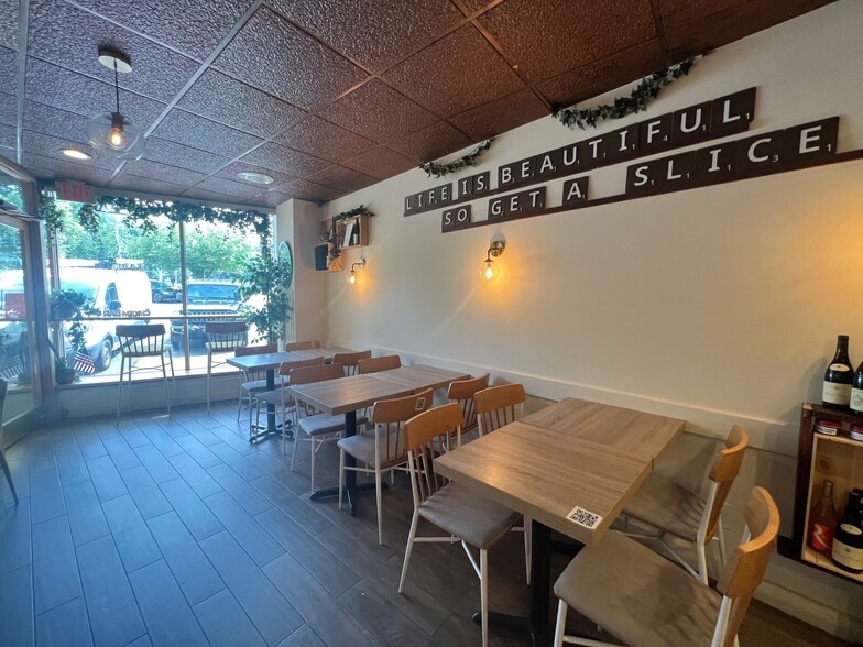 More Photos Of 473-475 Ashford Ave, Ardsley Office For Lease