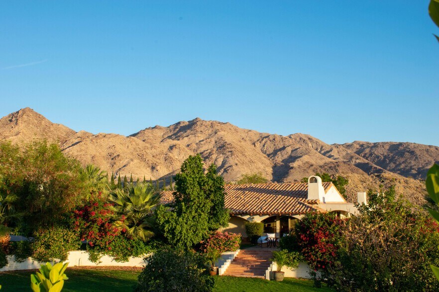 More Photos Of 71555 Jaguar Way, Palm Desert Specialty For Sale