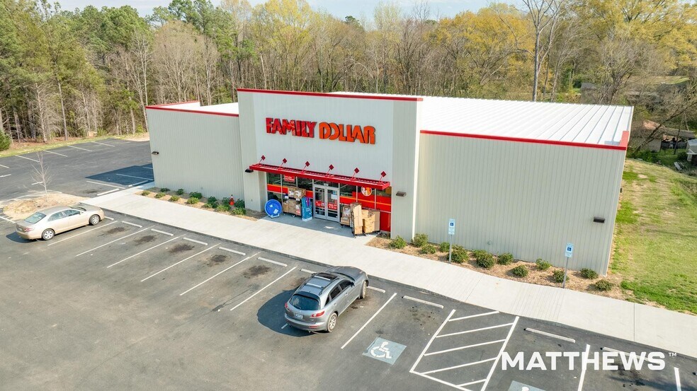 More Photos Of 601 W Upshur Ave, Gladewater Storefront For Sale