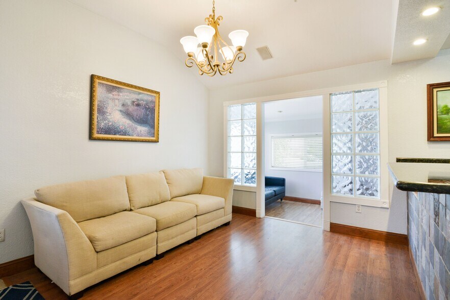 1001 San Bruno Ave W  