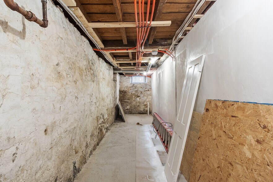 More Photos Of 8 Village St, Dudley Apartments For Sale