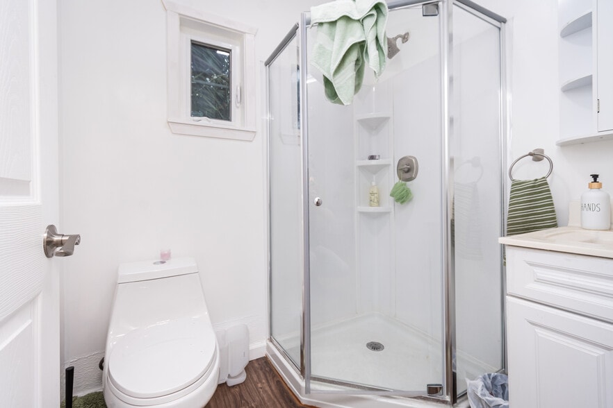 More Photos Of 1535 Arcade Blvd, Sacramento Multifamily For Sale