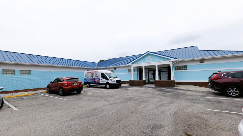 More Photos Of 1750 N 50th St, Tampa Daycare Center For Lease