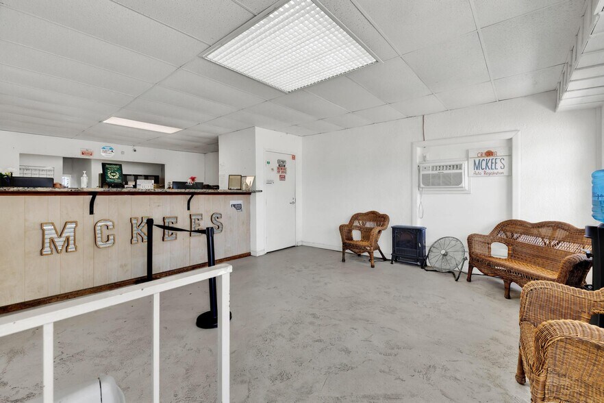 More Photos Of 7955-7959 Broadway, Lemon Grove Storefront For Sale