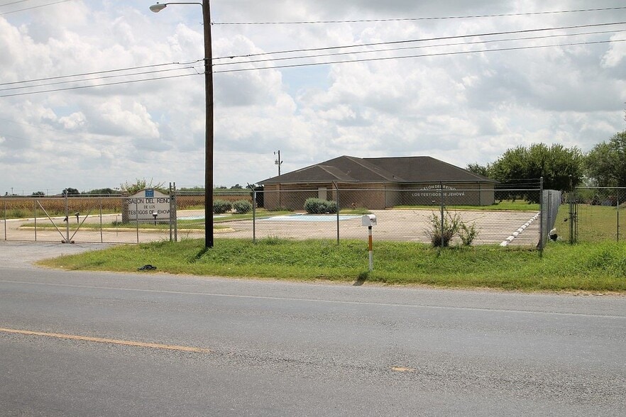 More Photos Of 5446 N FM 493, Donna Office For Sale