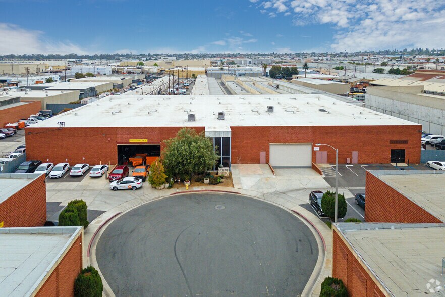 Primary Photo Of 14100 S Kingsley Dr, Gardena Manufacturing For Lease