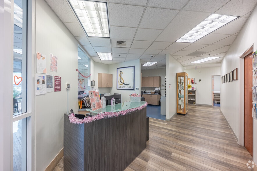 More Photos Of 2410 Fire Mesa St, Las Vegas Office For Sale