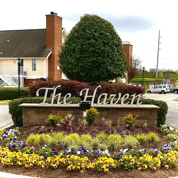 More Photos Of 3 Greenhill Pky, Birmingham Apartments For Sale