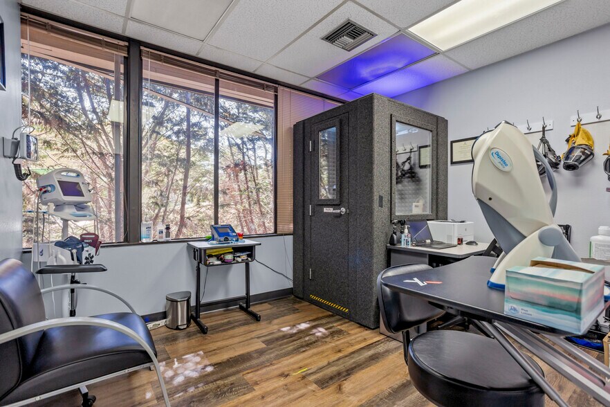 More Photos Of 7511 W Arrowhead Ave, Kennewick Office For Lease