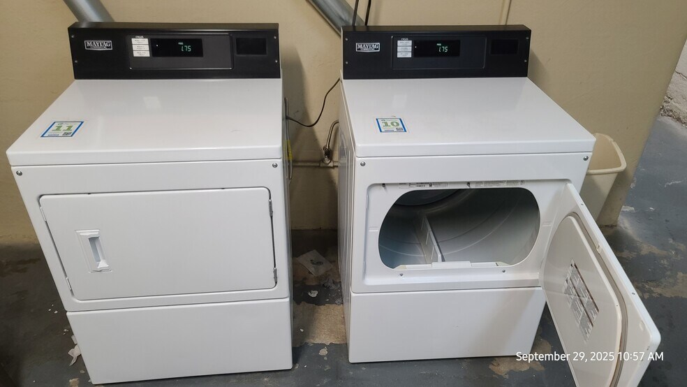 More Photos Of 1147 6th St, Santa Monica Apartments For Sale