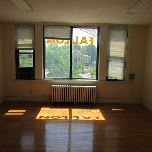 More Photos Of 356-380 Granite Ave, Milton Storefront Retail Office For Lease