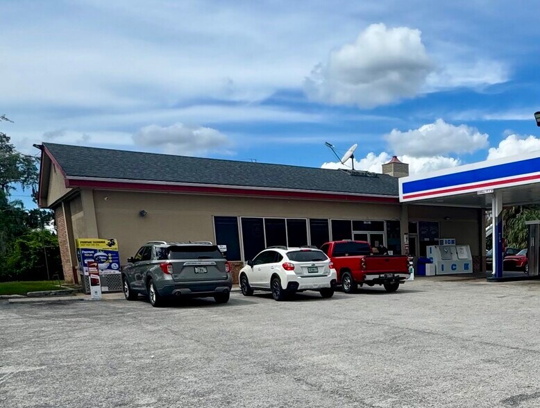 More Photos Of 13851 7th St, Dade City Service Station For Sale