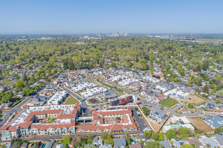 More Photos Of 5191 Sutter Park Way, Sacramento Apartments For Lease