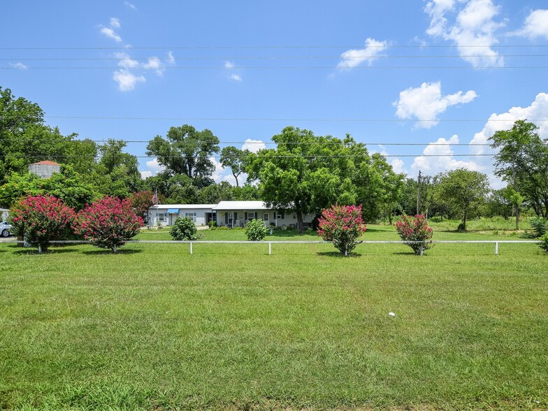 Primary Photo Of 4861 E Highway 199, Springtown Specialty For Sale